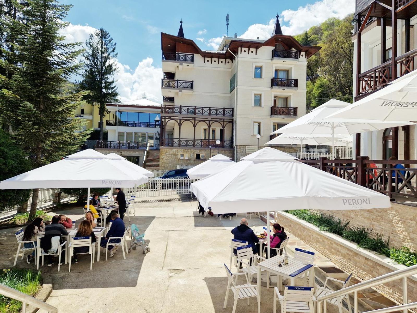 Hotel Moldavia Slanic Moldova Exterior photo